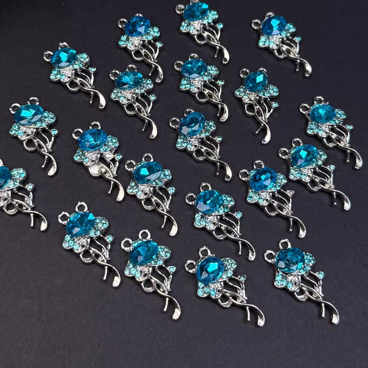 Jelly Fish Pendant/Charm 13*23mm Alloy Accessories