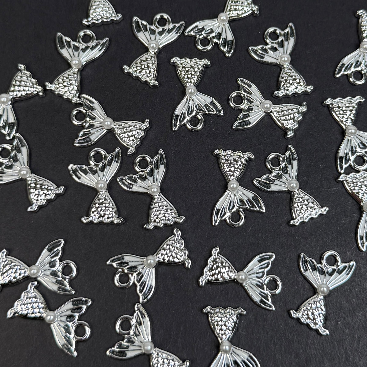 Fish Tail Pendant/Charm 13.5*14.5mm Alloy Accessories ACJF176-179