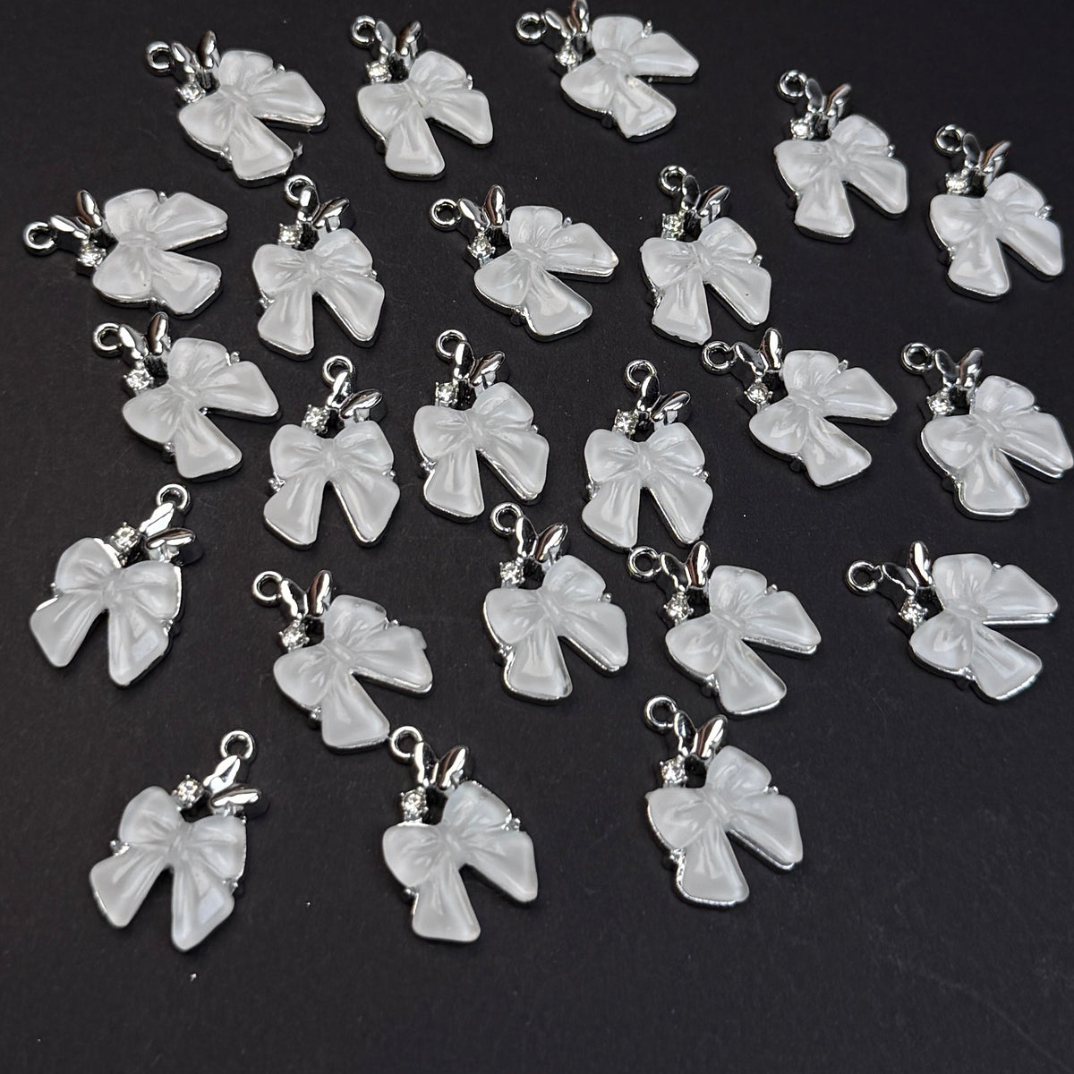 Bow Tie Pendant/Charm 13*17mm Alloy Accessories