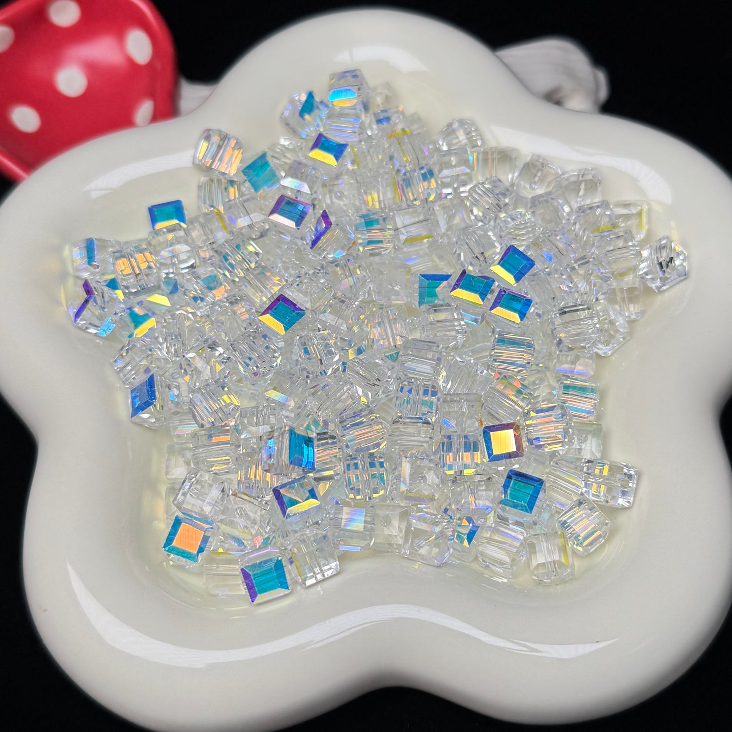 Angel Aura Cube Glass Beads 7mm (GL 2)