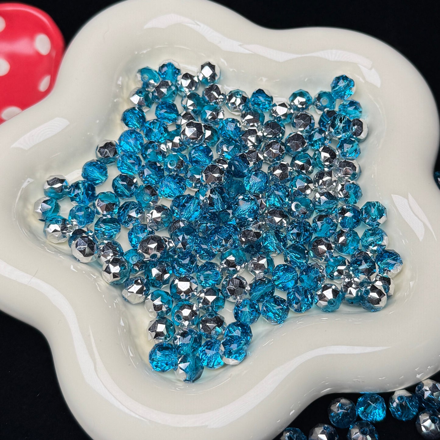 Half Blue Half Silver Flower Glass Beads 8mm (GL 25)