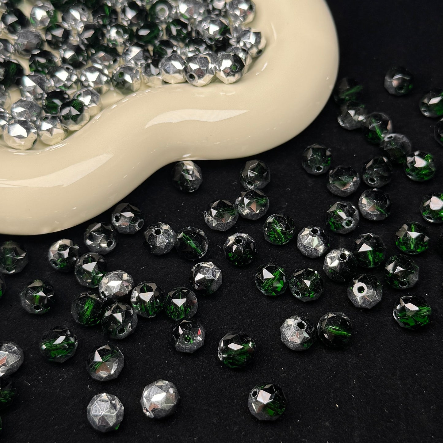 Half Dark Green Half Silver Flower Glass Beads 8mm (GL 21)