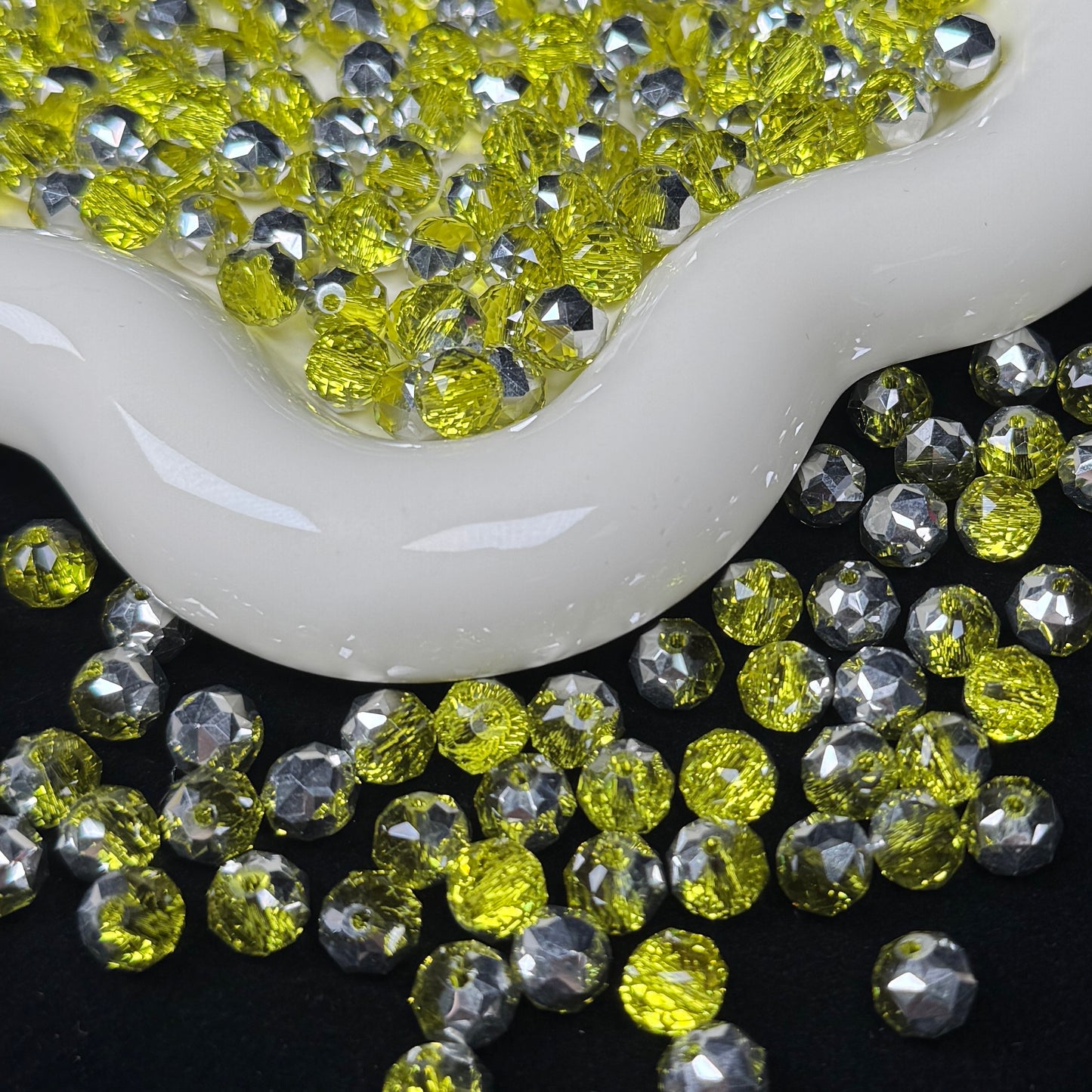 Half Peridot Green Half Silver Flower Glass Beads 8mm (GL 27)