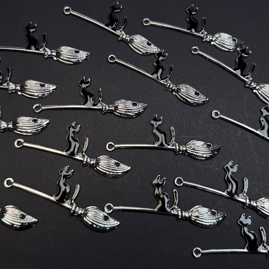 Witch Cat Pendant/Charm 18*54mm Alloy Accessories ACJF52