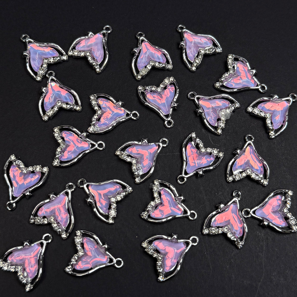 Fish Tail Pendant 15*14mm Alloy Accessories ACJF111-114