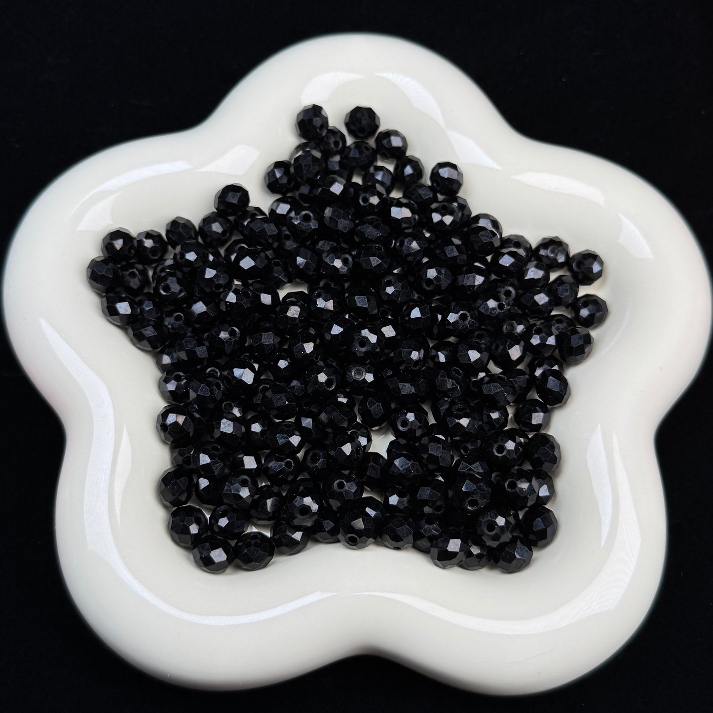Black Wheel Shape Glass Bead 8mm (GL 37）